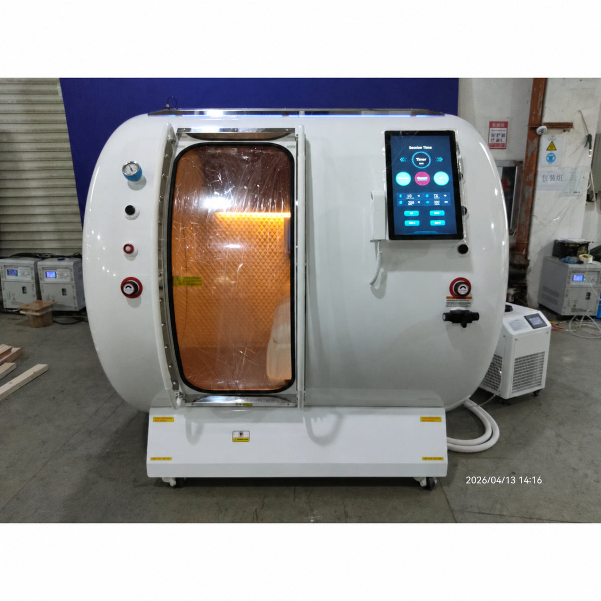 In Stock Macy-Pan Hyperbaric Oxygen Therapy Chamber Hard Type - HE5000 Standard 2.0 ATA, White, White Leather Interior, 2 Gray Electric Aviation Seats
