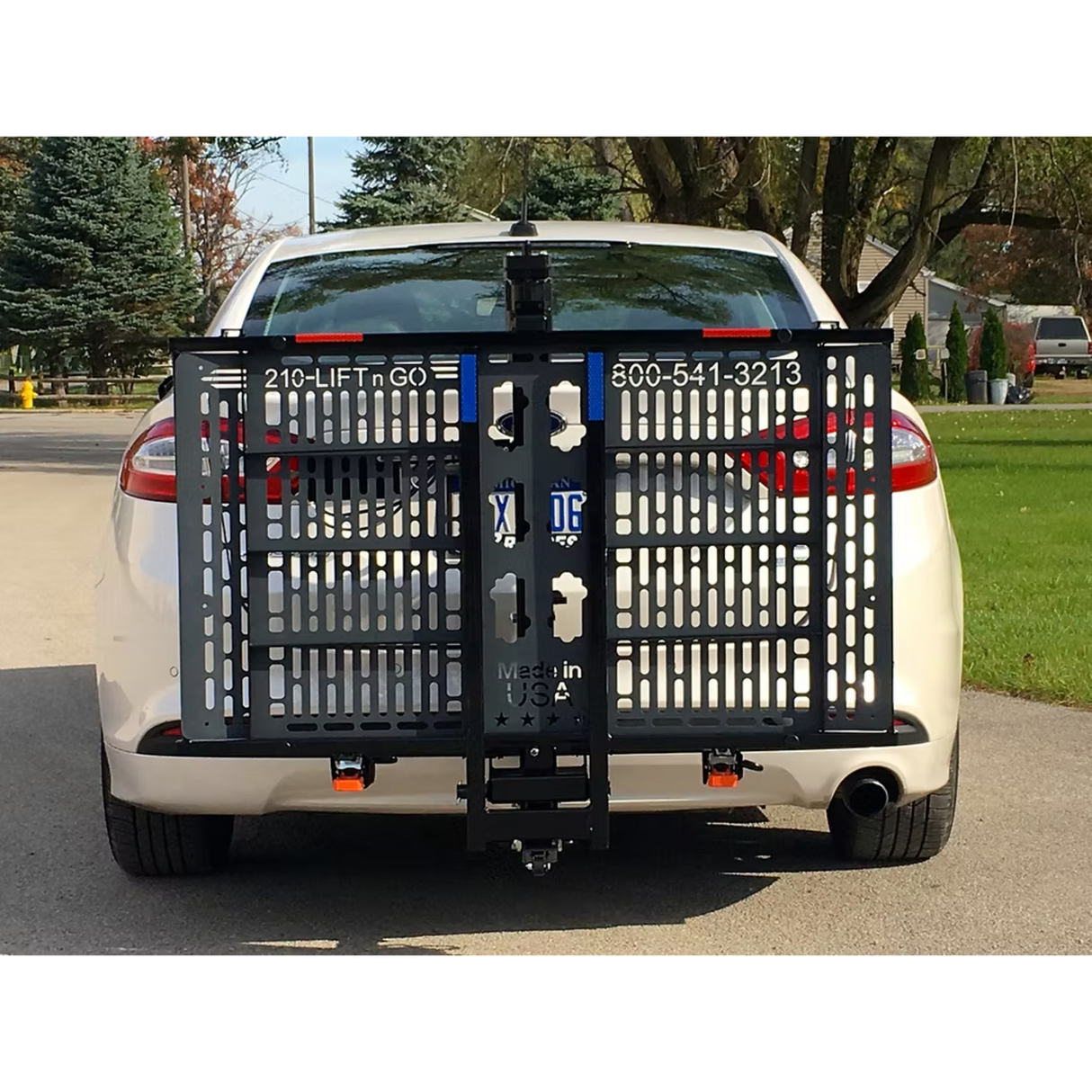 Wheel Chair Carrier Model 210 Lift n' Go Electric Lift