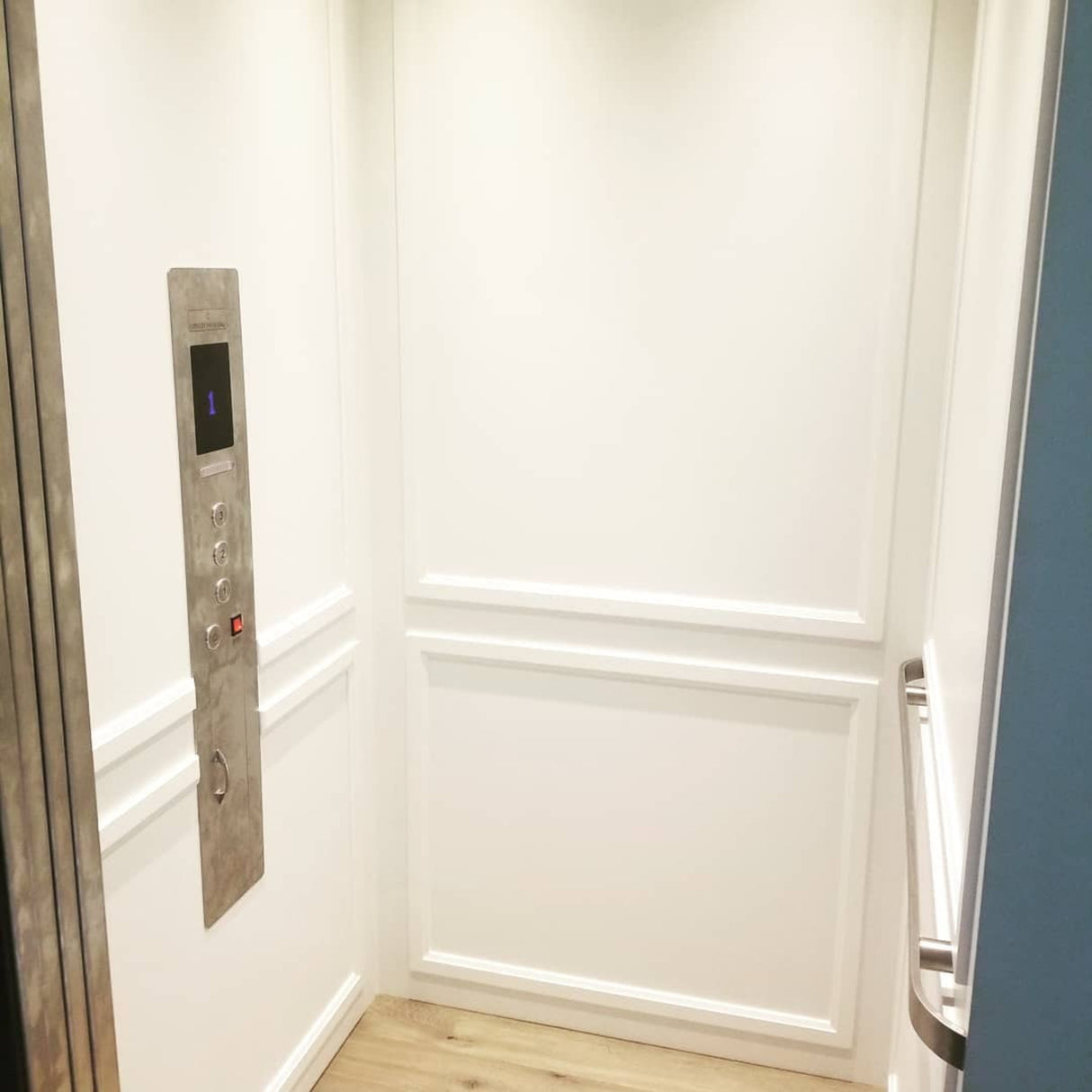 Ameriglide - Elite Plus Residential Elevator