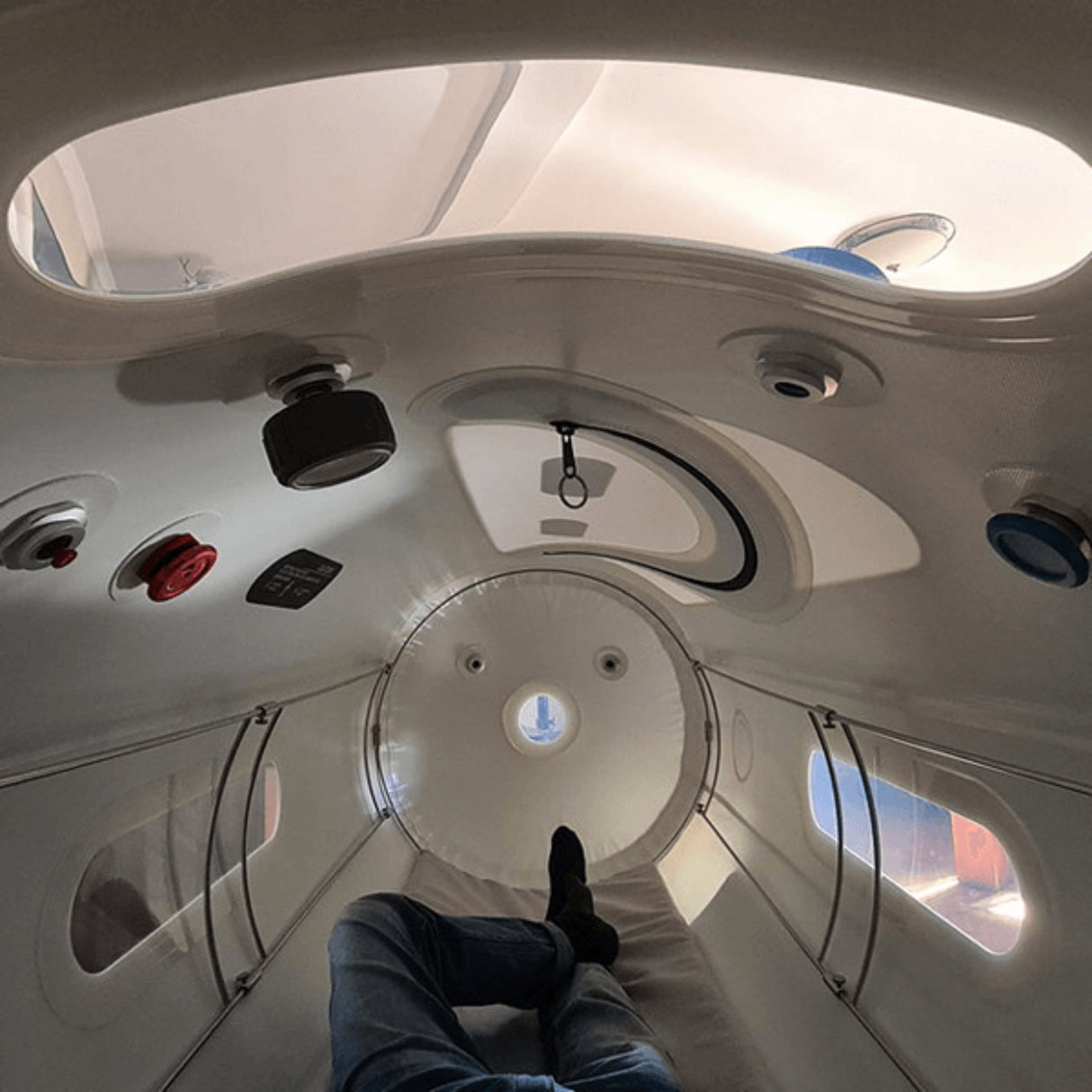 OXYREVO Elite32 1.4 ATA Portable Hyperbaric Chamber