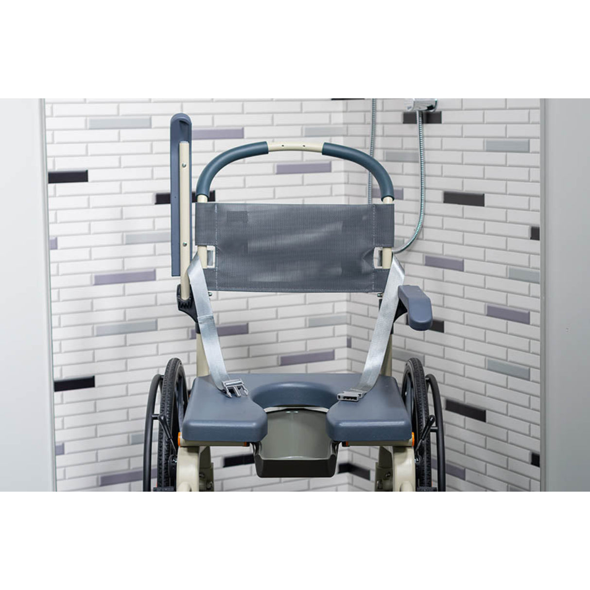 ShowerBuddy Roll-inBuddy Solo Shower Chair: SB6w