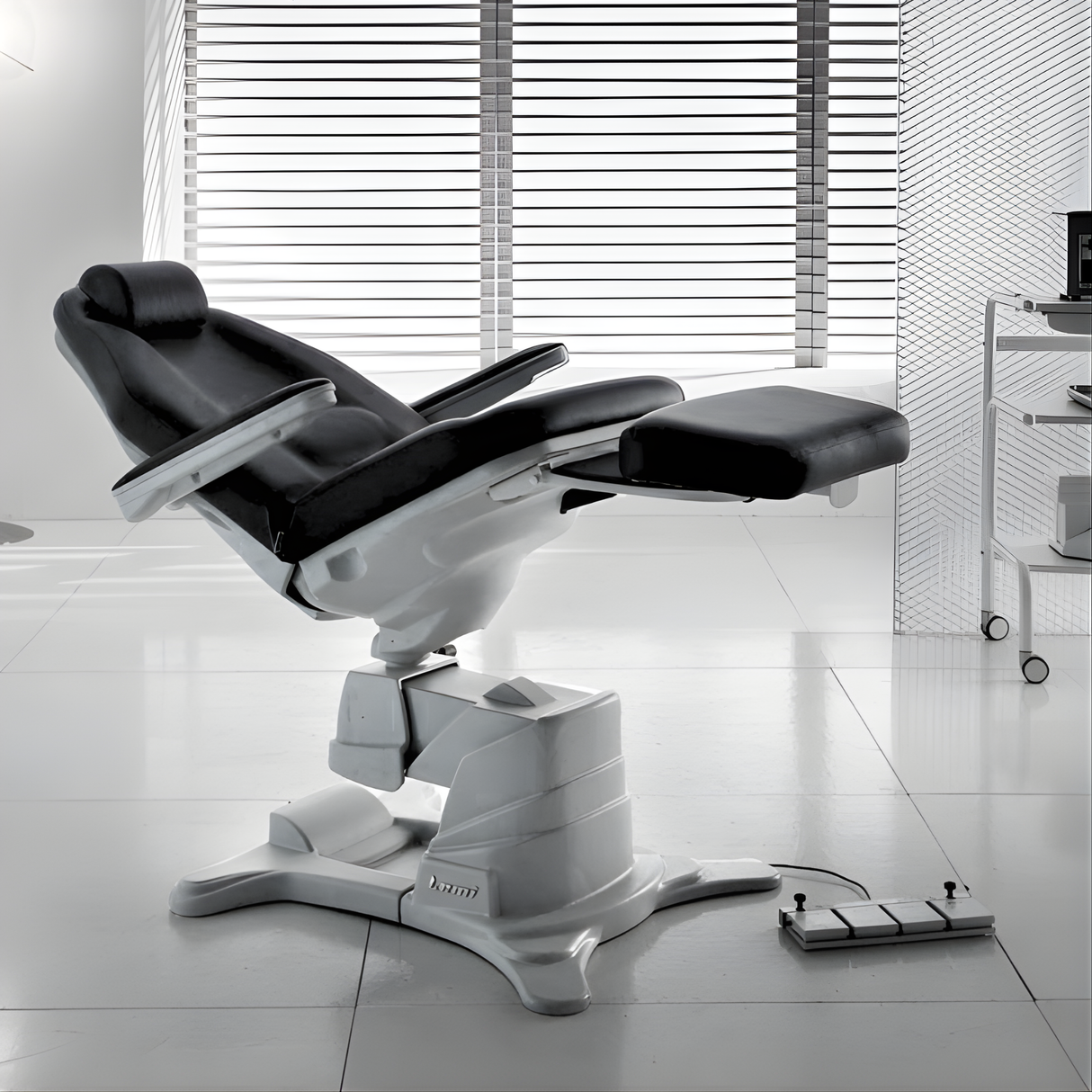 Infinium - Lemi Dreamed – Power Procedure Chair