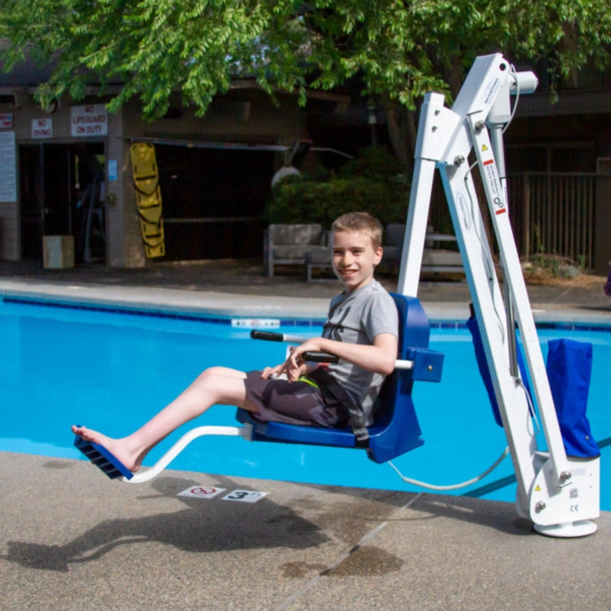 Aqua Creek The Mighty 400 Pool Lift